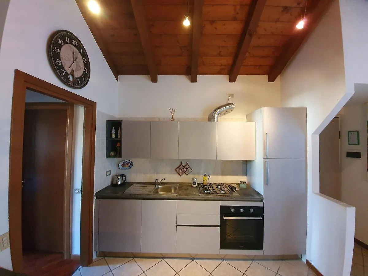 Apartament La Casa Del Colibri Lecco