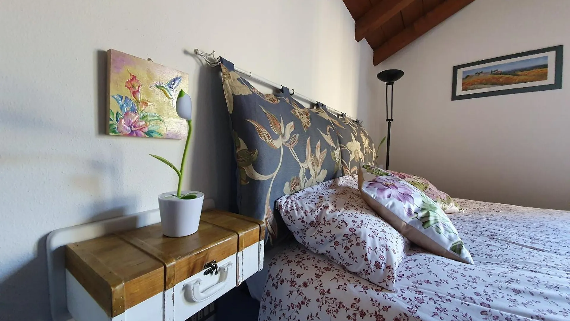 Apartament La Casa Del Colibri Lecco 0*,